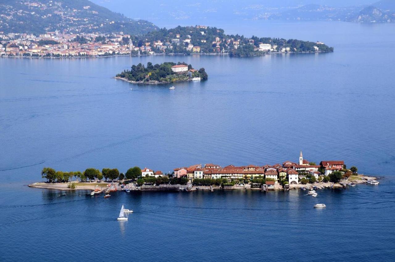La Dependance Immersa Nel Parco Della Villa Isabella Stresa Exterior photo