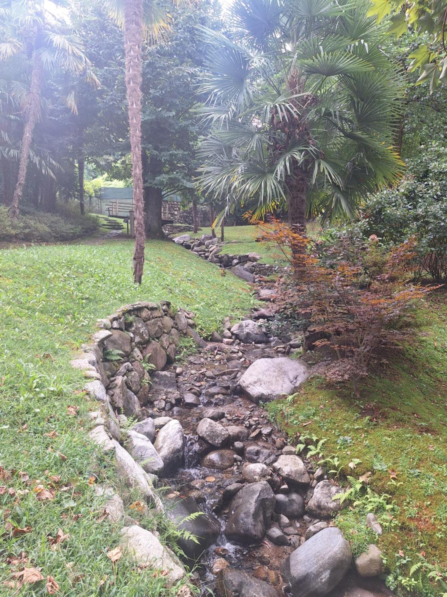 La Dependance Immersa Nel Parco Della Villa Isabella Stresa Exterior photo